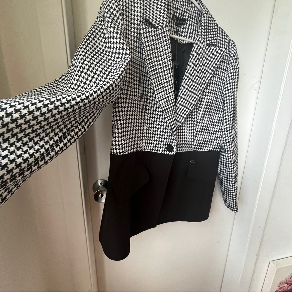 Stylish Black and White Houndstooth Women's Blazer - Picture 2 of 13